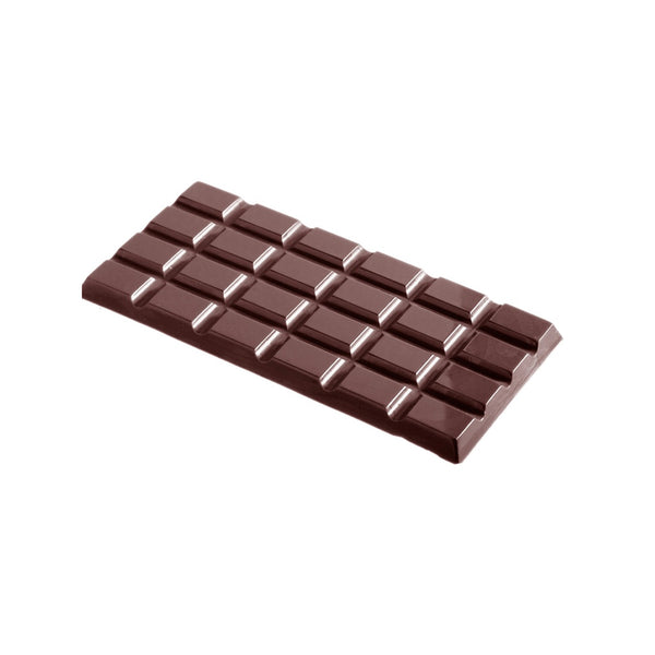 Skinnende mørk chokoladekage med rektangulært mønster
