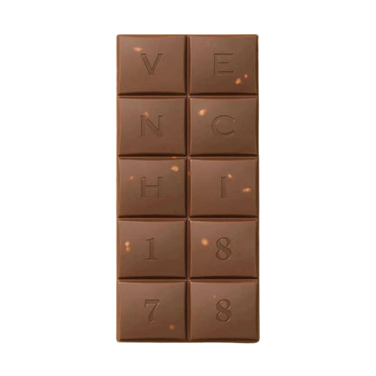 Venchi mælkechokoladebar med hele hasselnødder, glat overflade med præget VENCHI-logo
