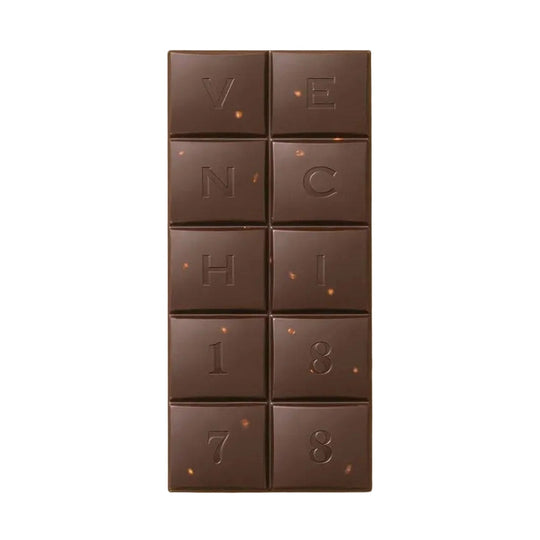 Venchi mørk chokoladebar med hele hasselnødder og præget logo