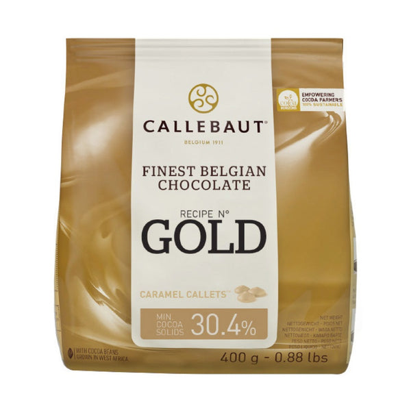 Chokladshopen Callebaut Gold karamelliserad vit choklad i 400g förpackning med 30,4% kakaohalt.