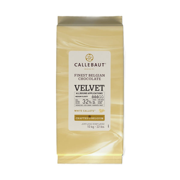 Chokladshopen Callebaut Velvet vit choklad 32% i 10 kg förpackning för professionell bakning och pralintillverkning.