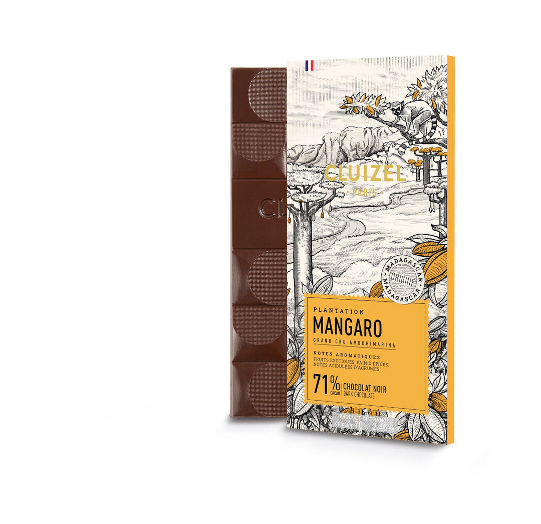 Chokladshopen Cluizel Mangaro 71% mörk chokladkaka från Madagaskar med illustrerad förpackning.