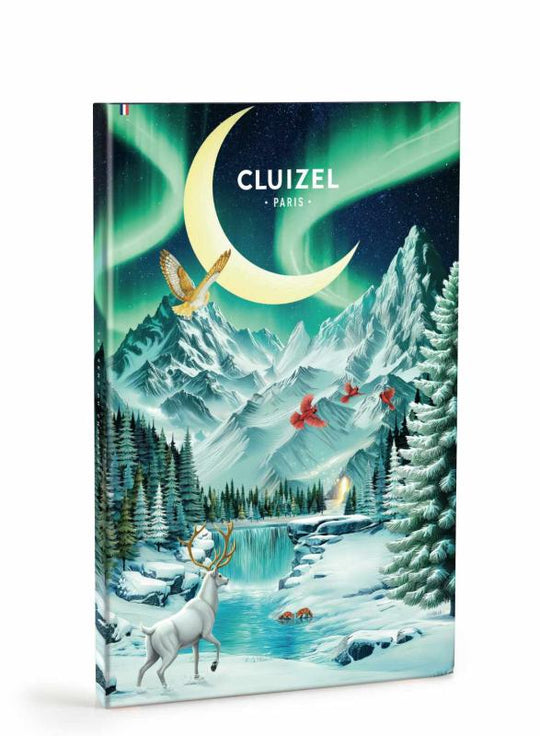 Chokladshopen Cluizel pralinkalender med vackert illustrerat vinterlandskap och norrsken för en lyxig jul.