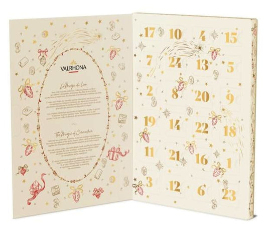 Chokladshopen Valrhona julkalender med elegant guldfärgad design och 24 luckor fyllda med lyxig choklad.