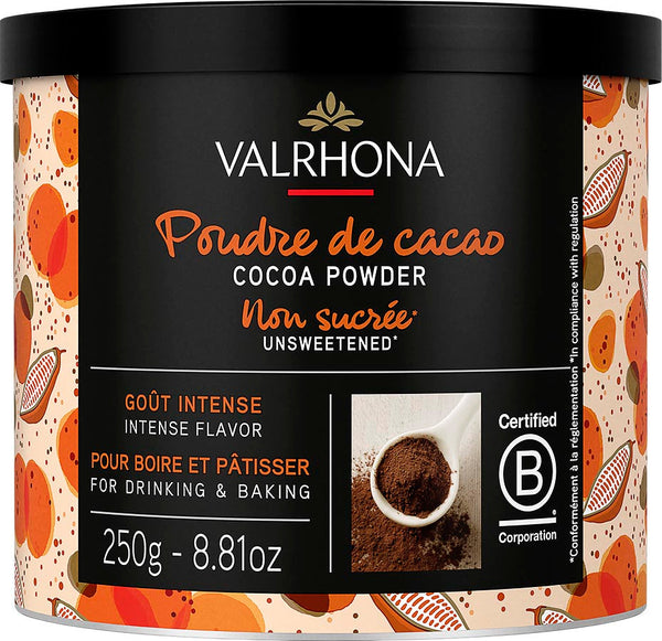 Chokladshopen Valrhona kakaopulver 250g i svart burk med mönster av kakaofrukter för bakning och dryck