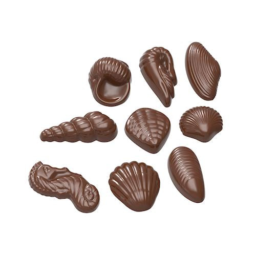 Glansige chokoladepraliner i skaldyr- og hestemønstre