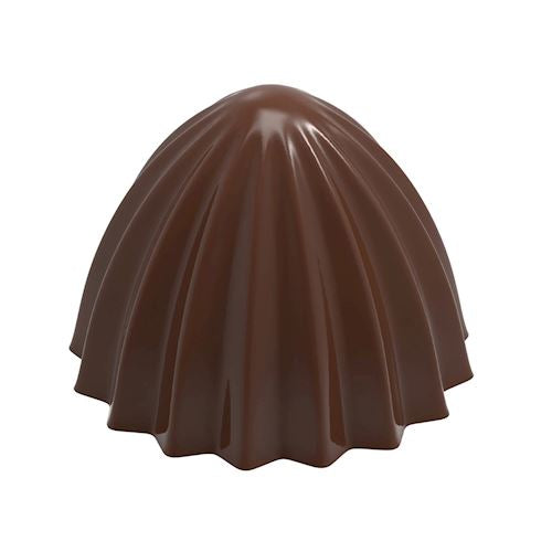 Mørk chokoladepraline med vavemønster og kuppelform